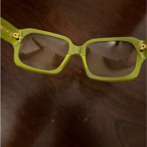Salvatore Ferragamo Sunglasses - Picture 9 of 11
